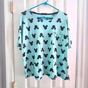 Oversized Disney Mickey Mouse Blue and Black Short Sleeve Tee Medium